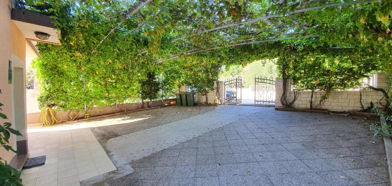 Apartmani Mira Vodice Dış mekan fotoğraf