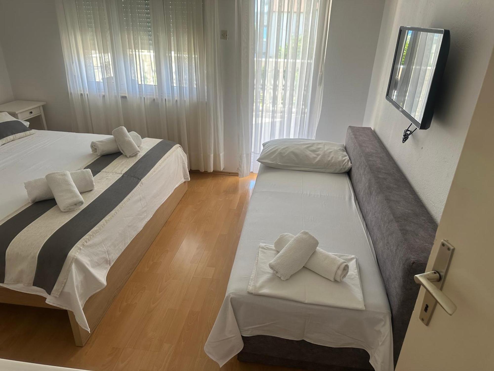 Apartmani Mira Vodice Dış mekan fotoğraf