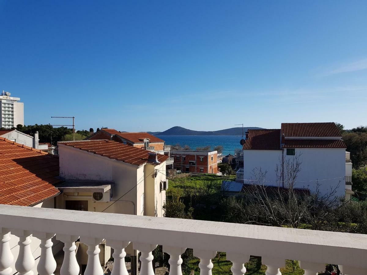 Apartmani Mira Vodice Dış mekan fotoğraf