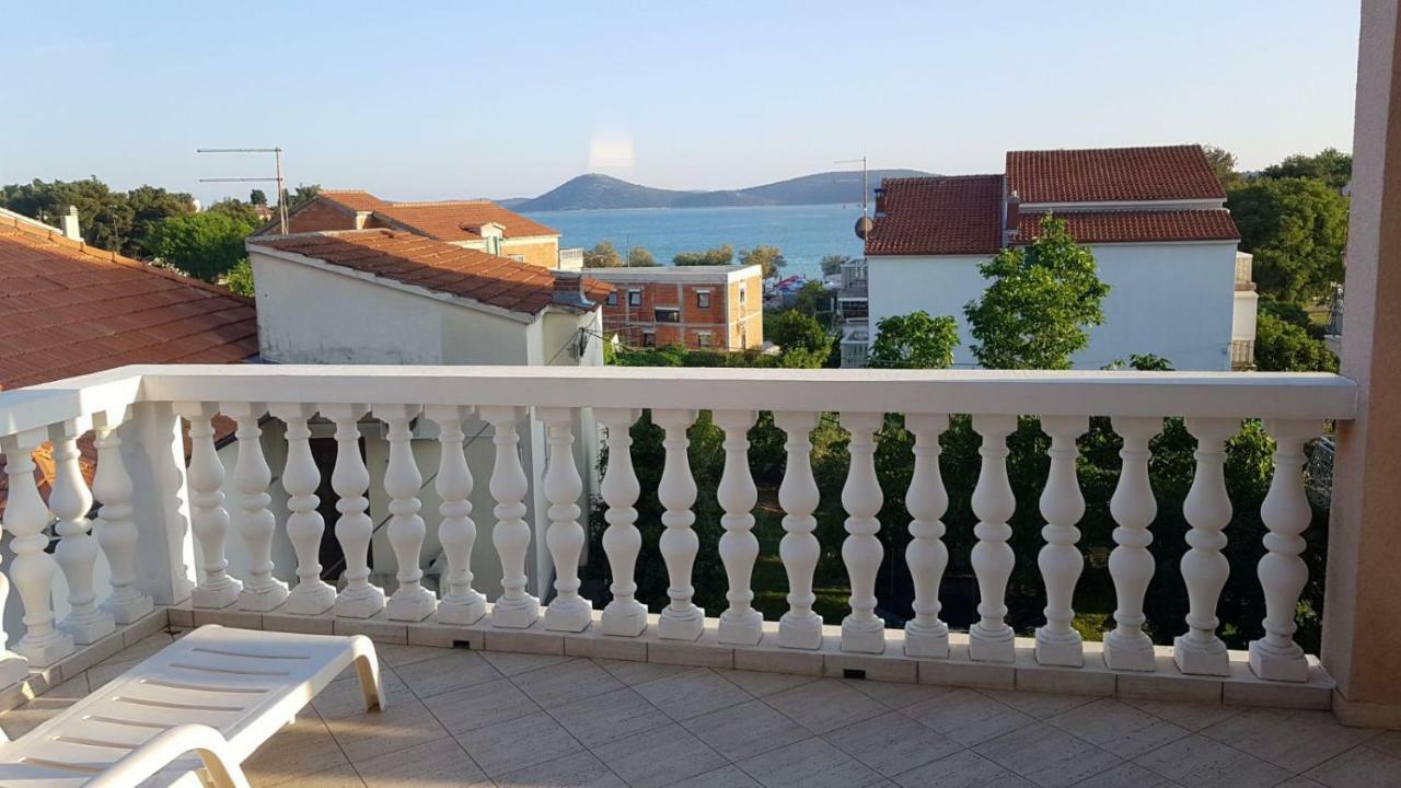 Apartmani Mira Vodice Dış mekan fotoğraf